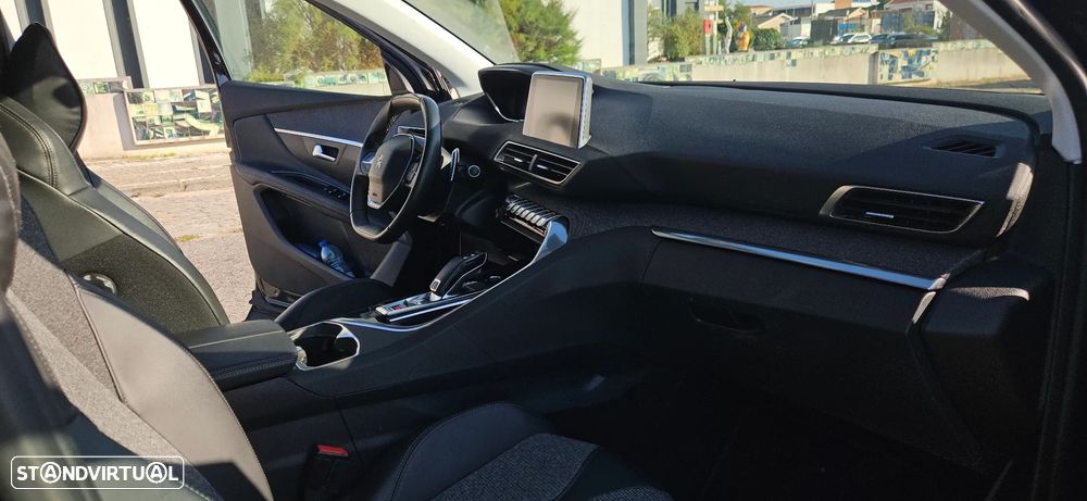 Peugeot 3008 BlueHDi 130 Stop & Start EAT8 Allure Pack - 48
