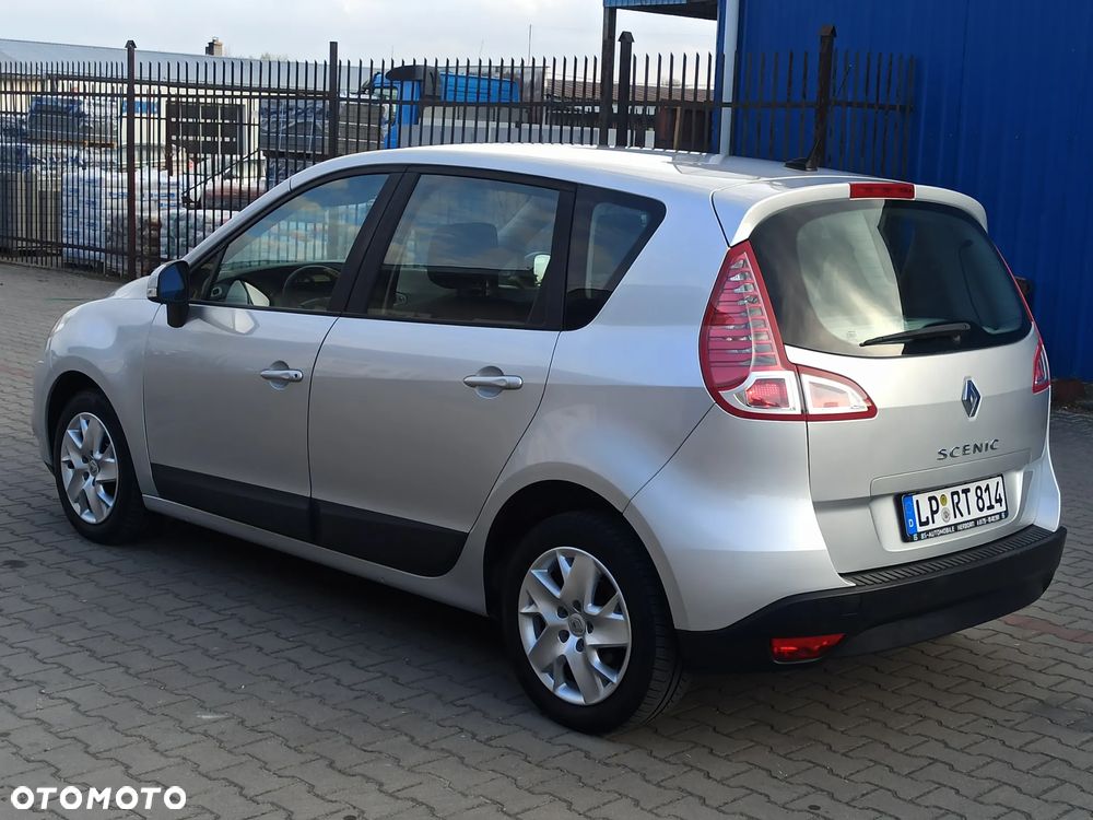 Renault Scenic 1.6 16V 110 TomTom Edition - 5