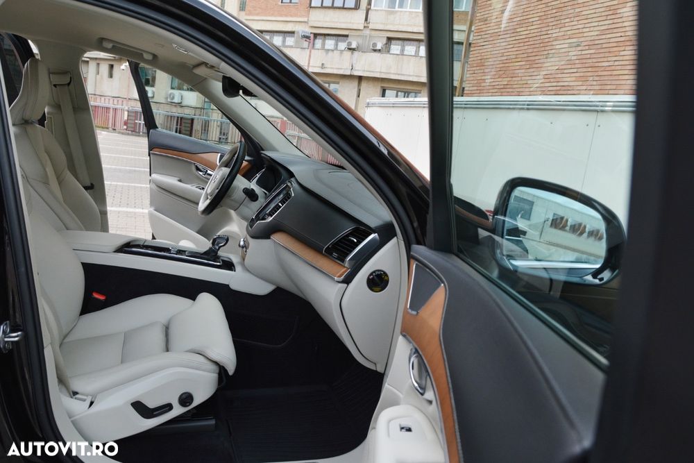 Volvo XC 90 D5 AWD Geartronic Inscription - 26