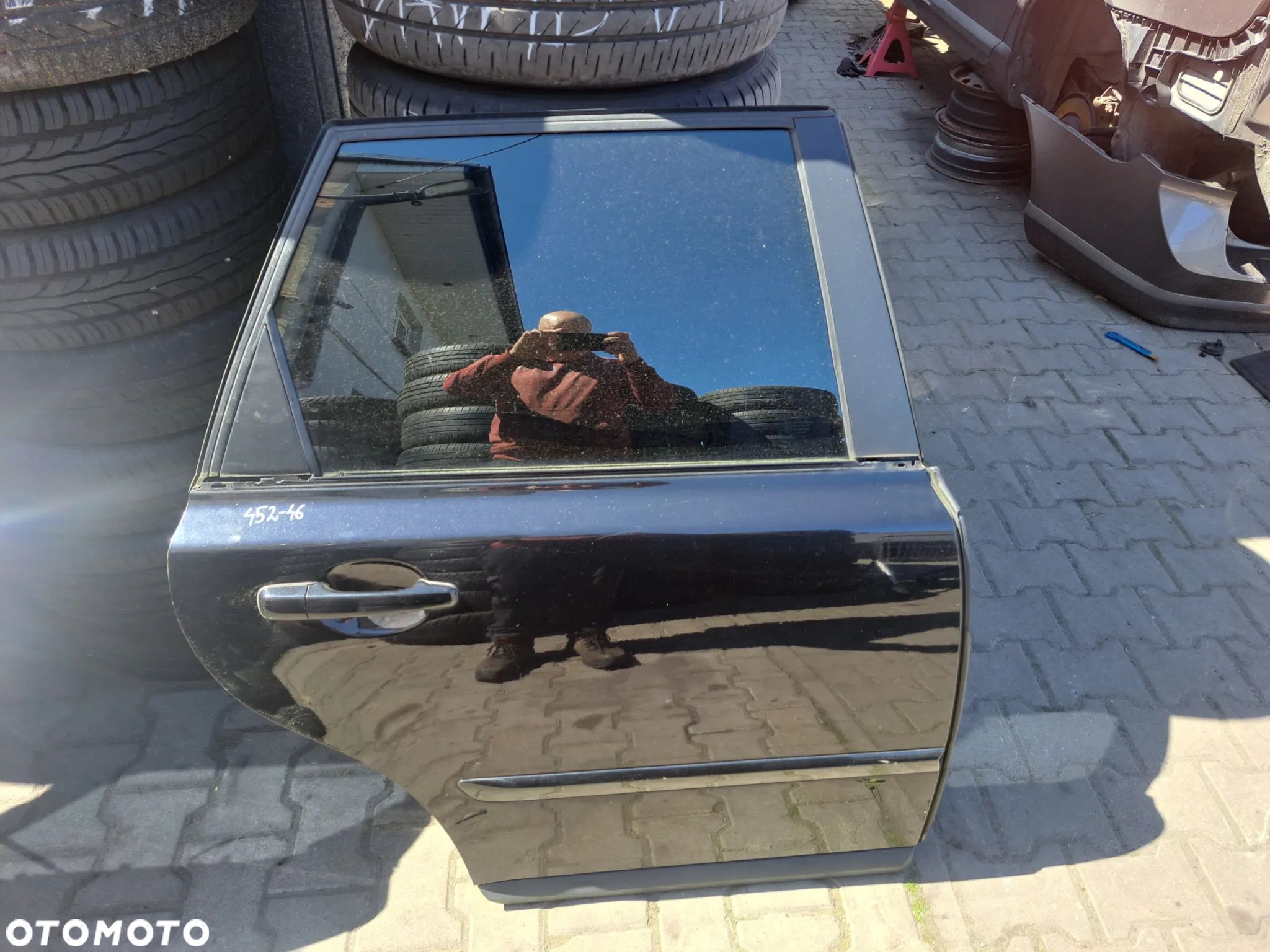 VOLVO V50 LIFT DRZWI PRAWY TYL TYLNE PRAWE 452-46 - 1
