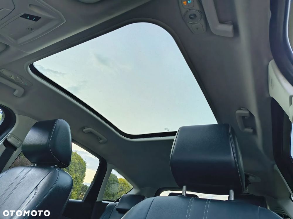 Ford C-MAX 1.6 TDCi Start-Stop-System Titanium - 12