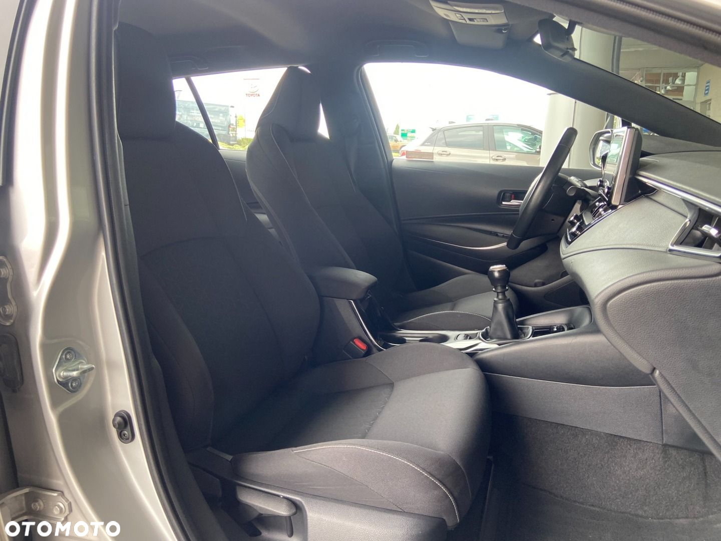 Toyota Corolla 1.2 T Comfort - 16