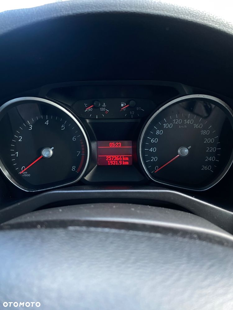 Ford Mondeo 2.0 Ghia - 6