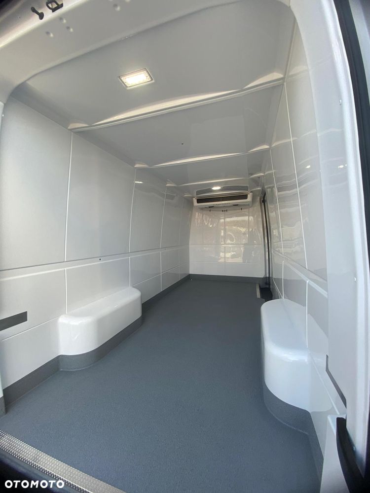 Volkswagen Crafter - 6