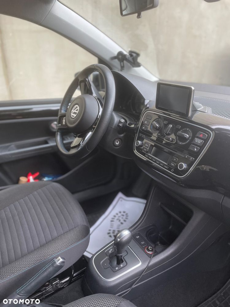 Volkswagen up! - 6