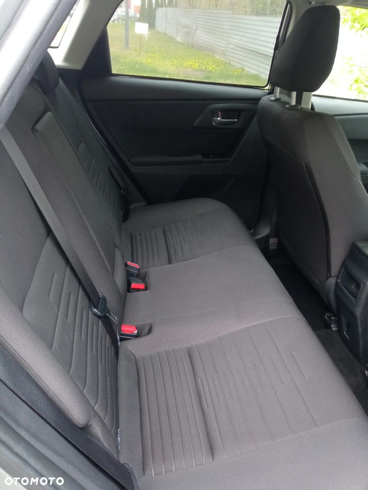 Toyota Auris Hybrid 135 Premium - 10