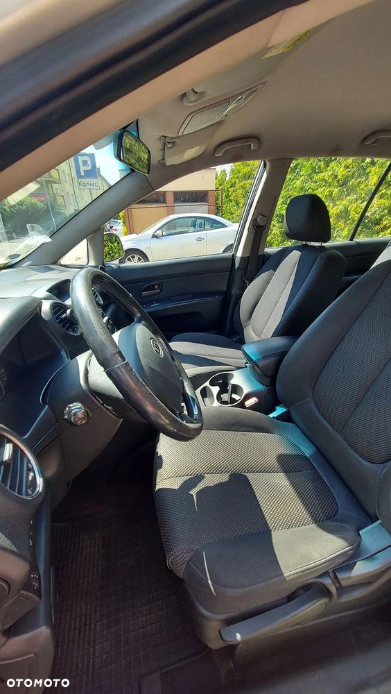 Kia Carens 2.0 CRDi Voyage 7os - 4