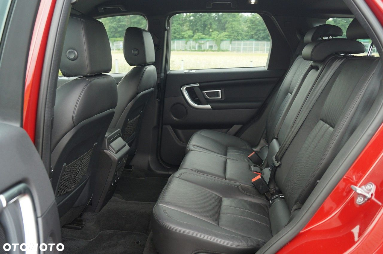 Land Rover Discovery Sport - 29