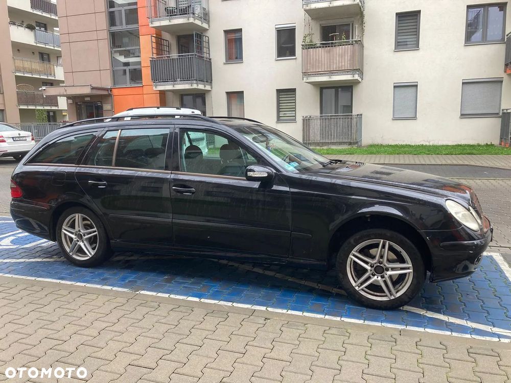 Mercedes-Benz Klasa E 220 CDI T Classic - 1