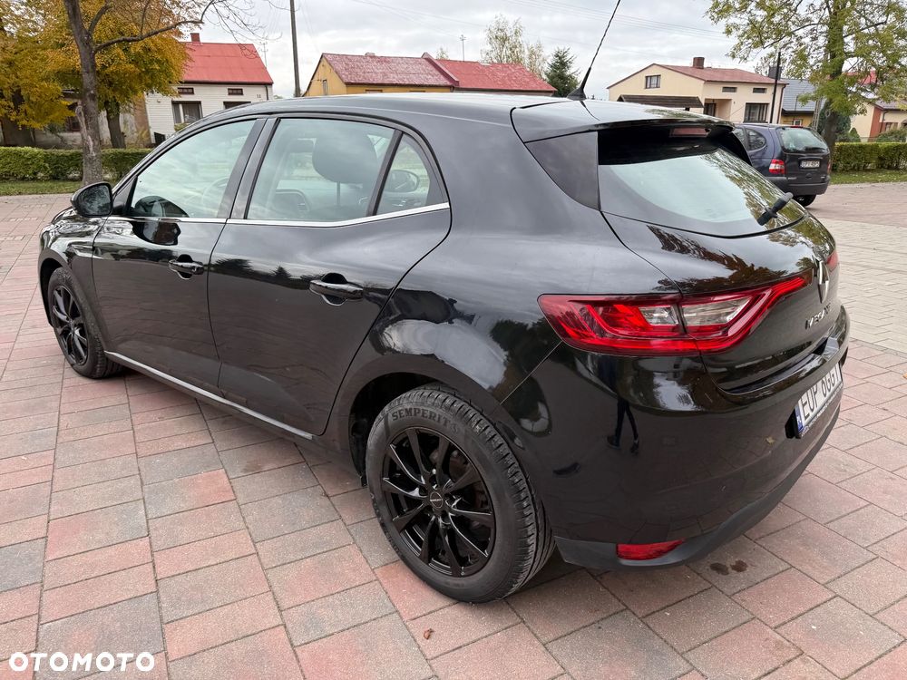 Renault Megane 1.2 Energy TCe Limited - 24