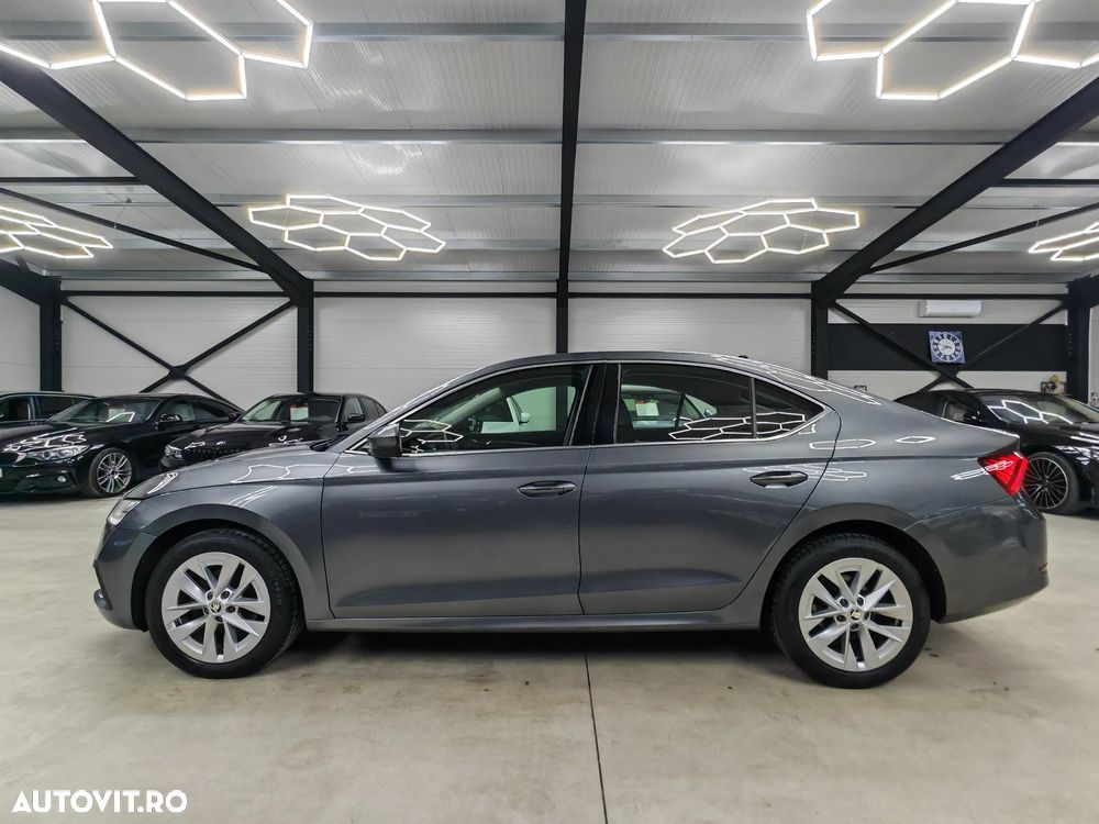 Skoda Octavia 2.0 TDI DSG Sport Edition - 6