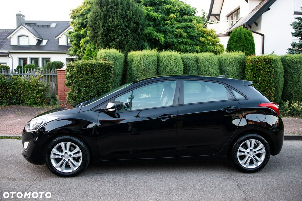 Hyundai i30 1.4 Advantage - 11
