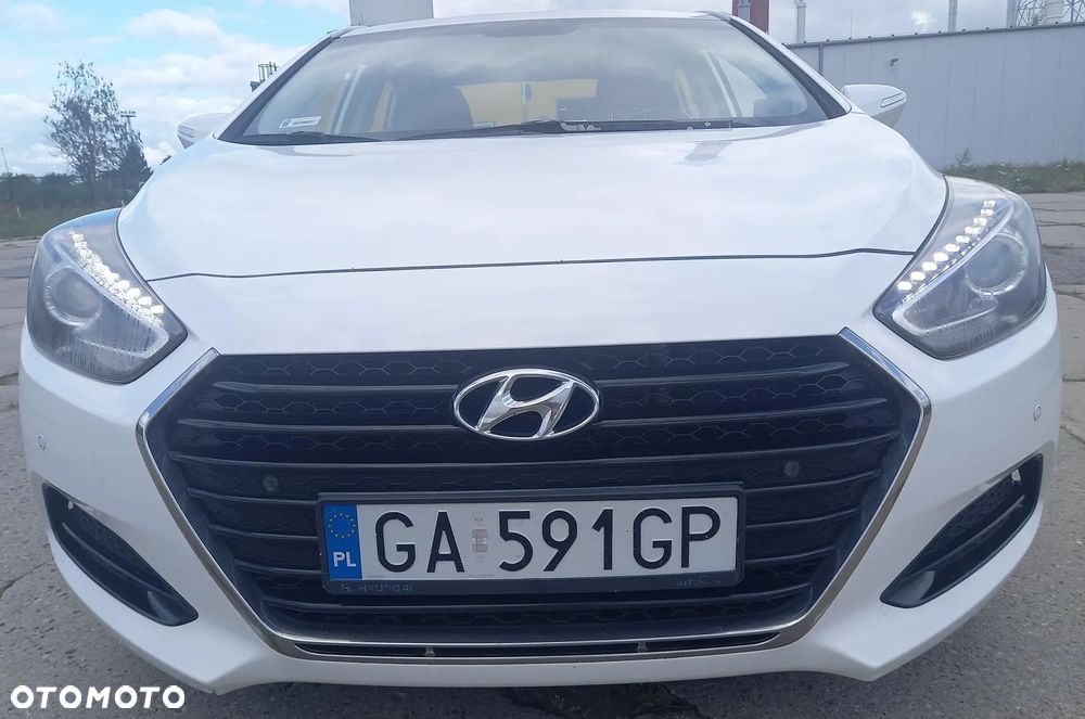 Hyundai i40 1.7 CRDi Comfort - 2
