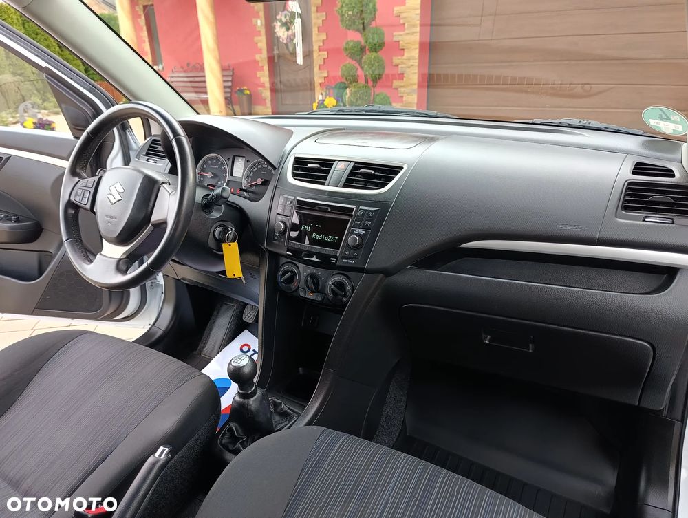 Suzuki Swift 1.2 4x4 Club - 38