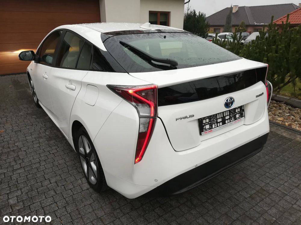 Toyota Prius - 11