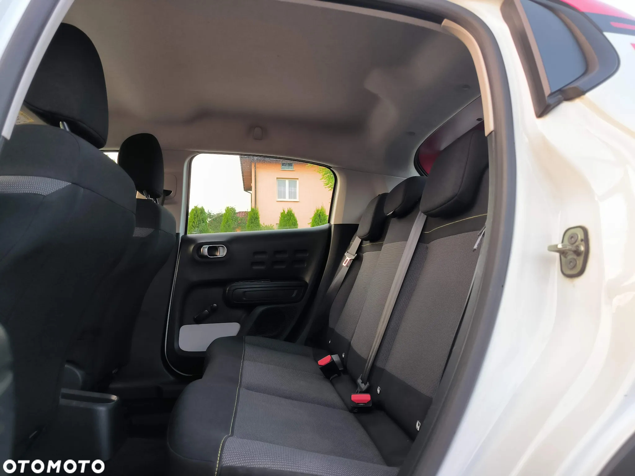 Citroën C3 1.2 PureTech Shine - 22