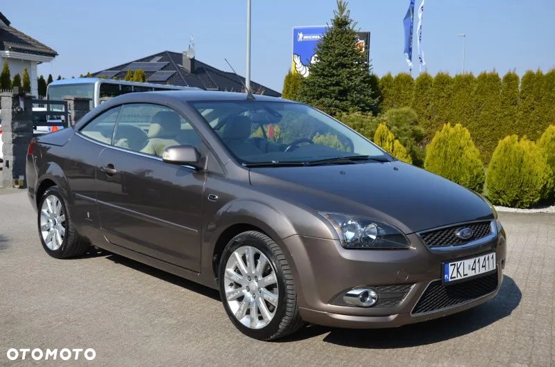 Ford Focus Coupe-Cabriolet 2.0 TDCi DPF Titanium - 3