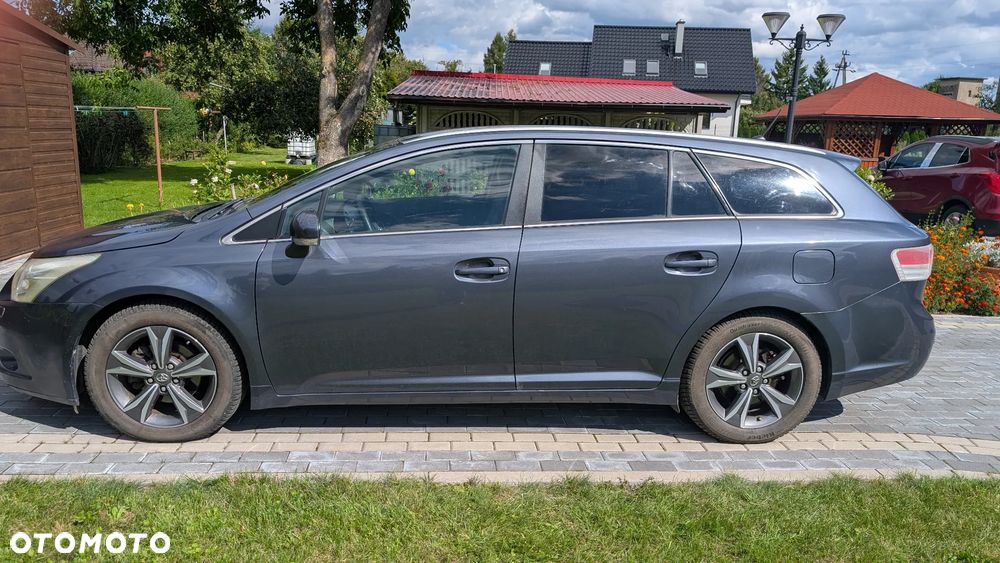 Toyota Avensis - 3