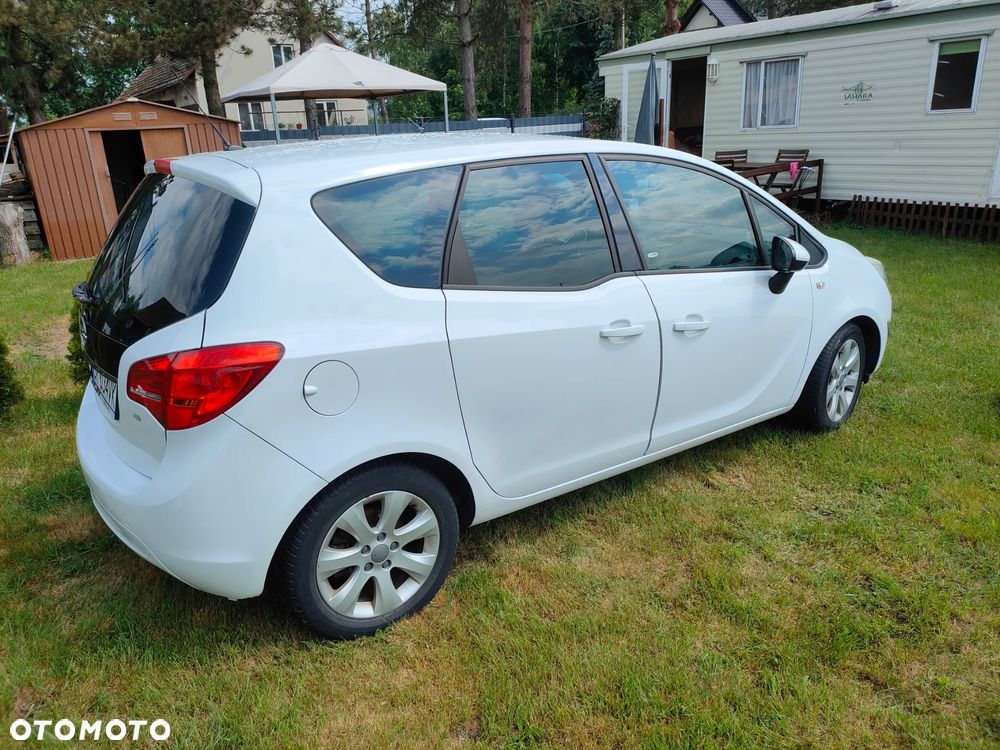 Opel Meriva - 14