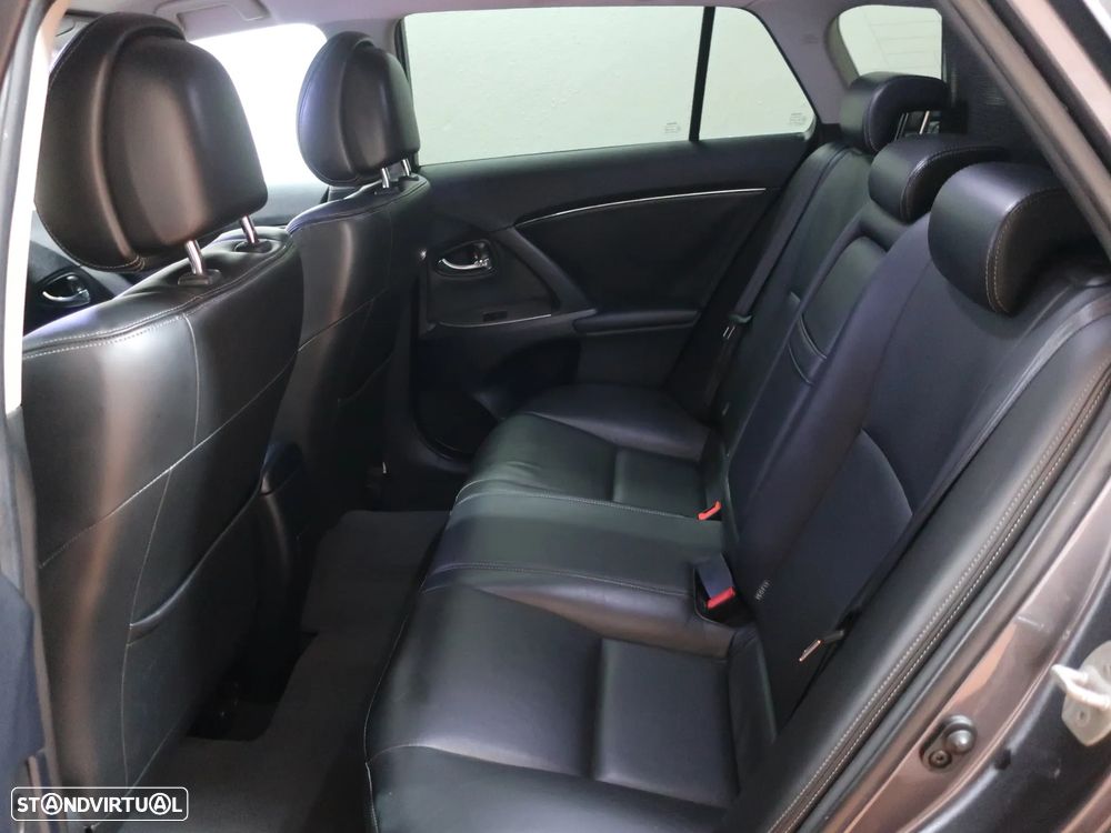 Toyota Avensis SW 2.0 D-4D Exclusive +Pele+GPS - 13