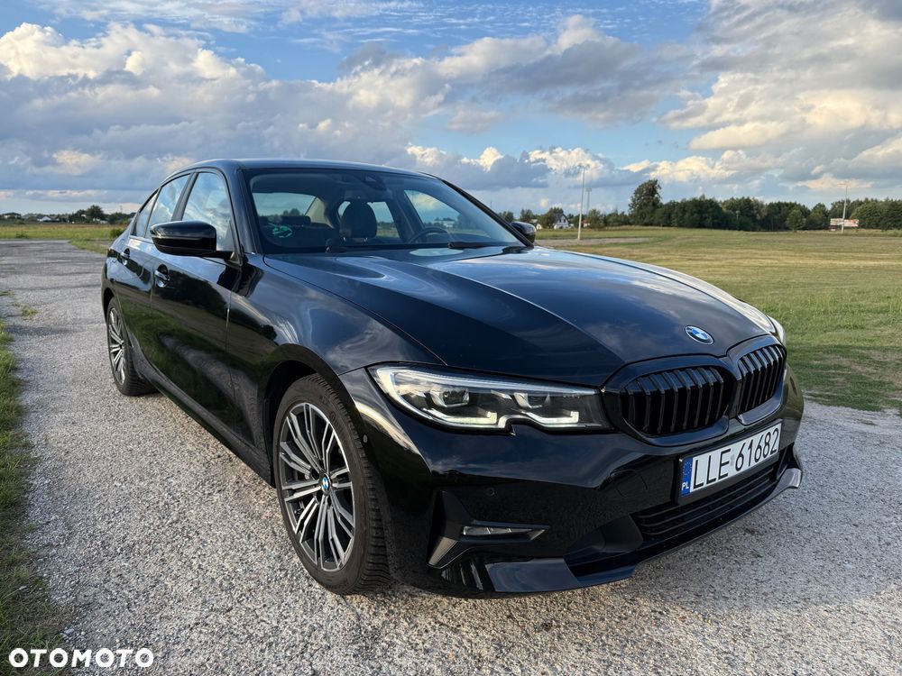 BMW Seria 3 330i Advantage - 17