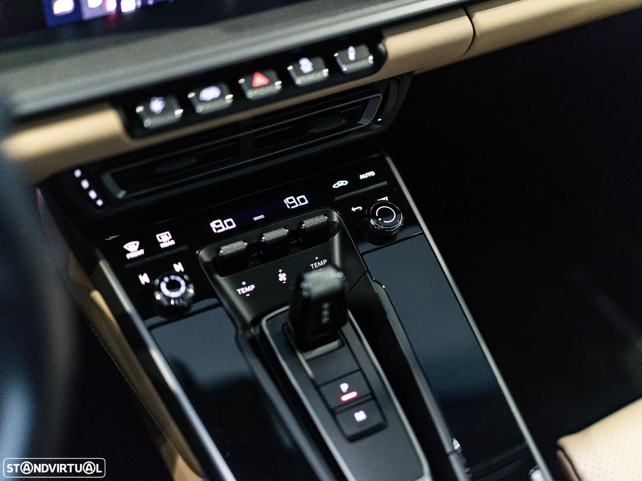 Porsche 911 (992) Carrera 4S PDK - 35