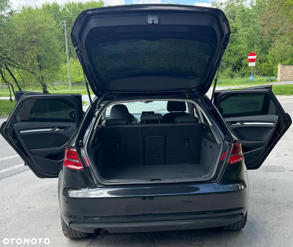 Audi A3 Sportback 1.6 TDI Ambition - 16