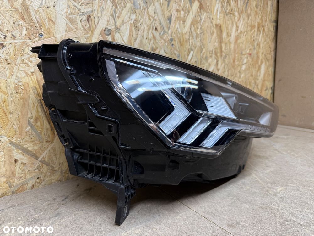 LAMPA PRZÓD PRAWA PRZEDNIA PRAWA MATRIX AUDI Q3 II 83A 83A941036 - 22