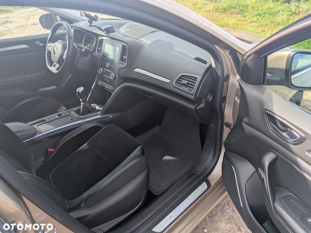 Renault Megane 2017 photo 5