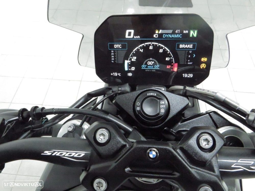 BMW S 1000 R . - 18