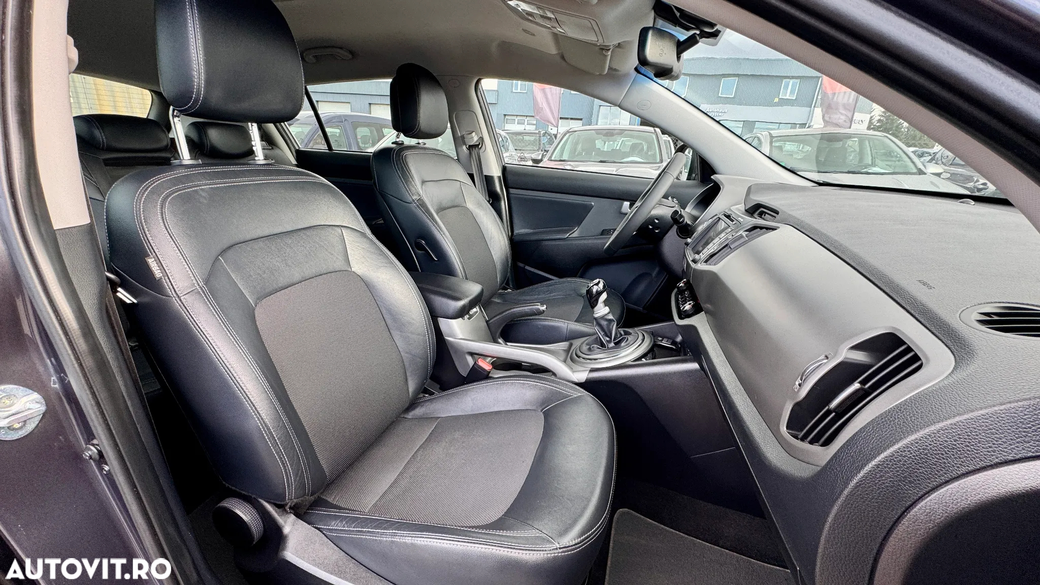 Kia Sportage 2.0 CRDI 2WD Spirit - 18