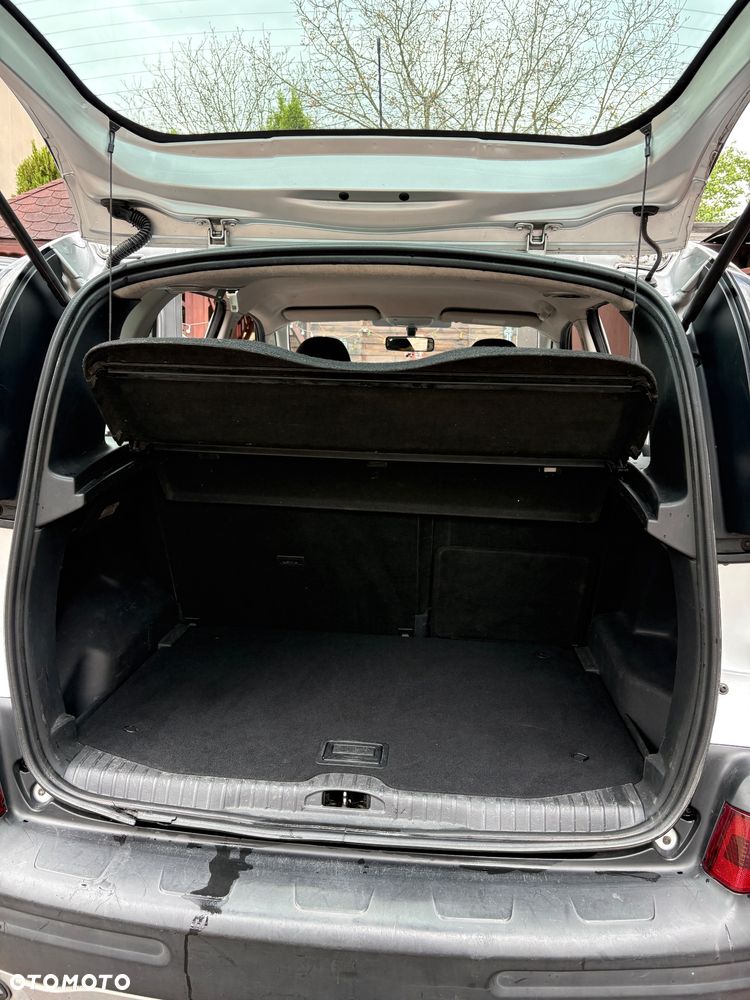 Citroën C3 Picasso 1.4i Attraction - 5