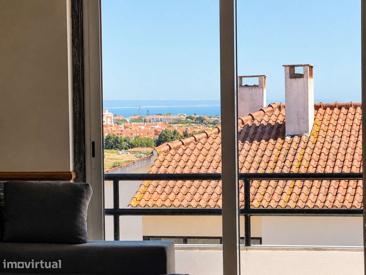 T3 com vista panorâmica junto ao Parque Urbano de Vila Fria, Oeiras - Grande imagem: 3/16