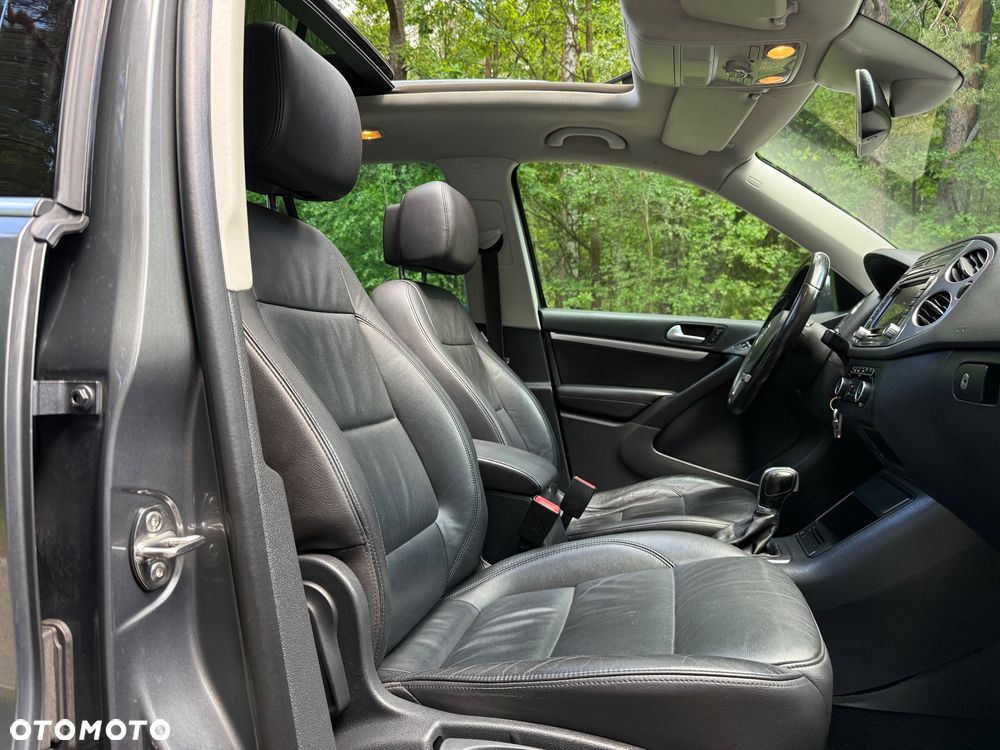 Volkswagen Tiguan 2.0 TDI 4Mot R-Style DSG - 26