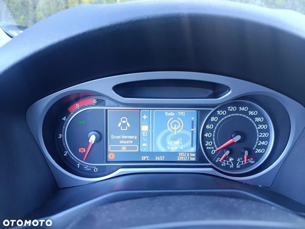 Ford Mondeo 2.0 TDCi Titanium - 23