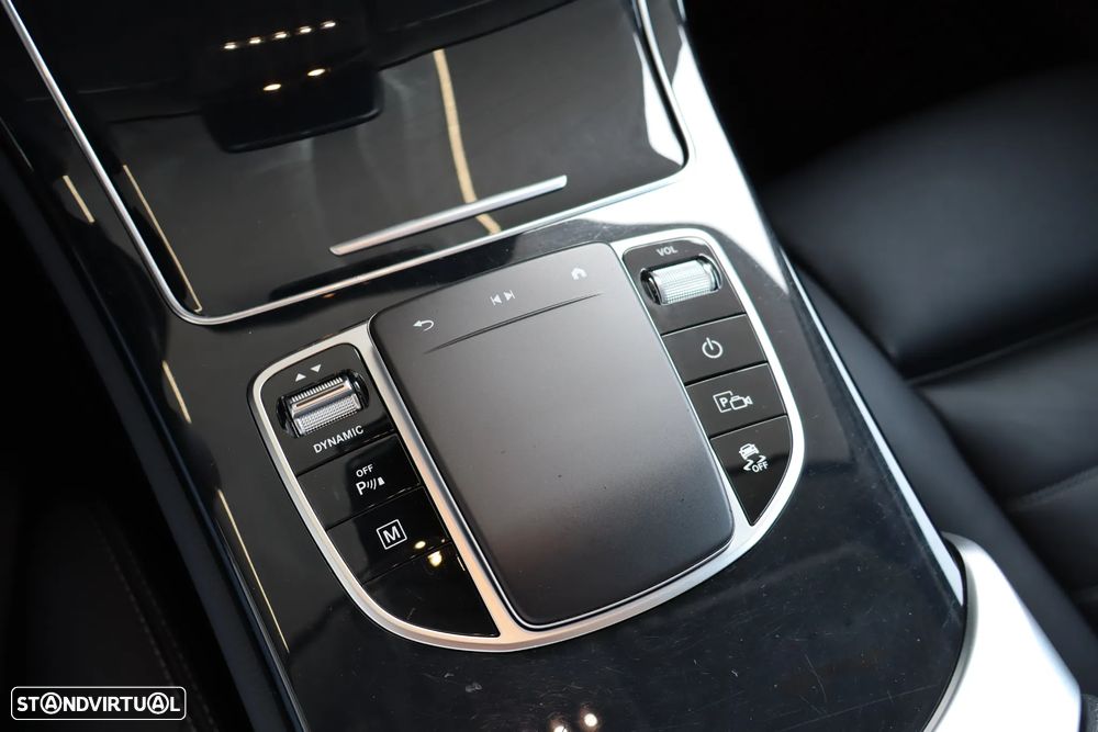 Mercedes-Benz GLC 300 e 4Matic - 23