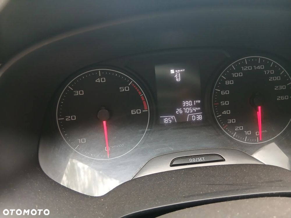 Seat Leon 1.6 TDI Reference - 8