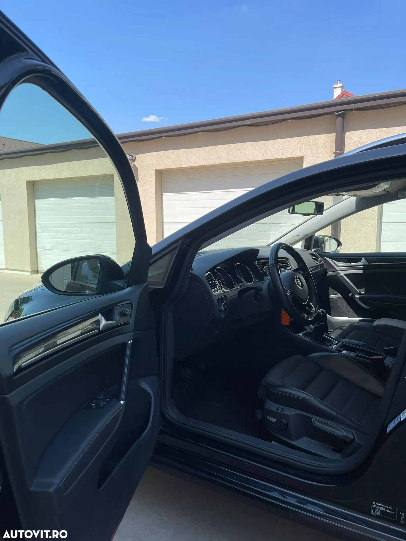 Volkswagen Golf - 9
