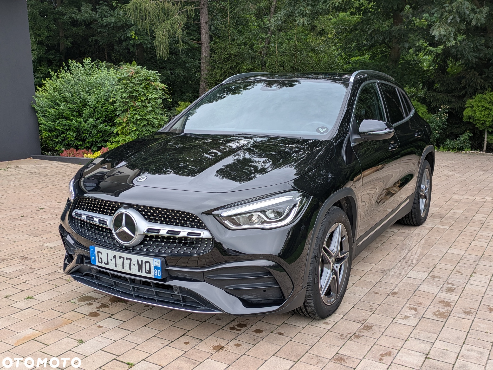 Mercedes-Benz GLA - 2