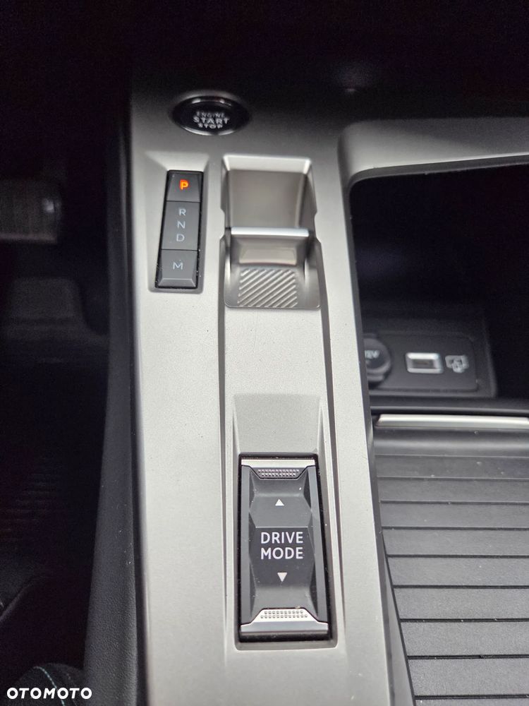 Peugeot 308 1.2 PureTech Allure S&S EAT8 - 28