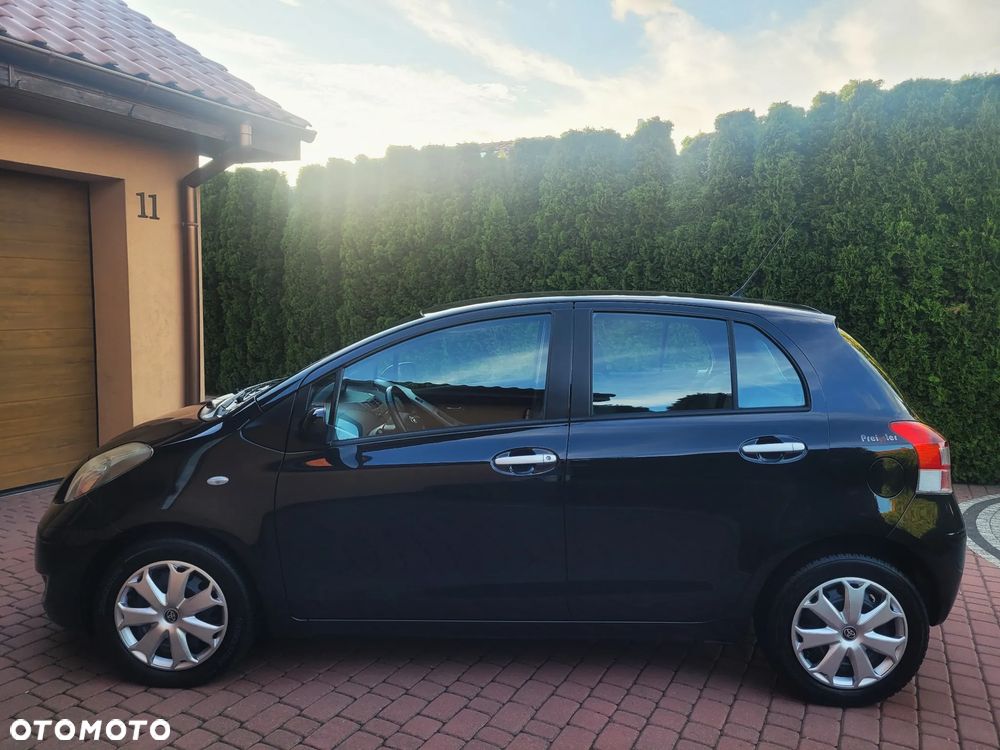 Toyota Yaris 1.33 VVT-i Trend - 3