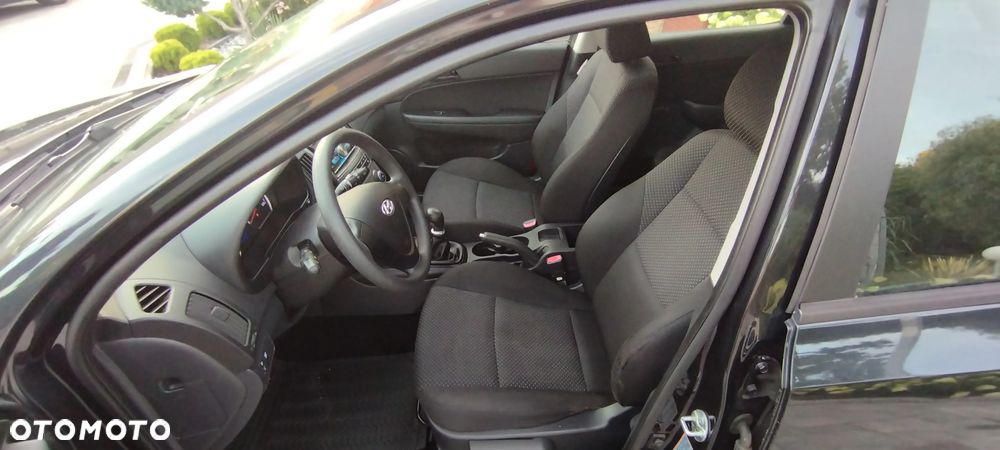 Hyundai i30 1.6 CRDi Base + EU5 - 10