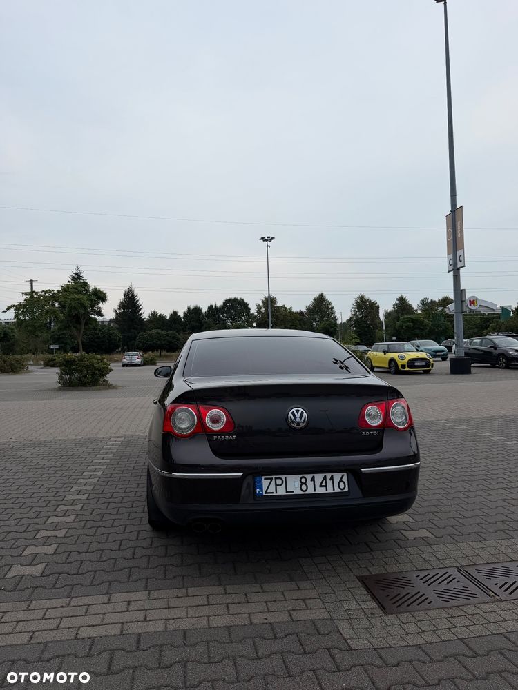 Volkswagen Passat 2.0 TDI DPF DSG Comfortline - 4