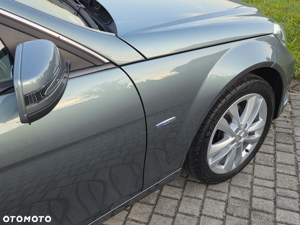 Mercedes-Benz Klasa C 180 BlueEFFICIENCY 7G-TRONIC Elegance - 37