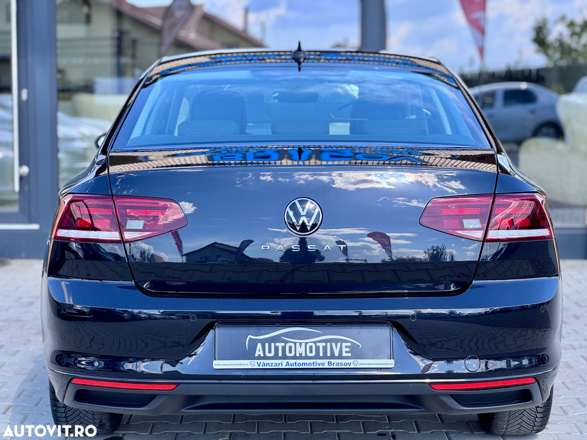 Volkswagen Passat Variant 2.0 TDI DSG Comfortline - 3