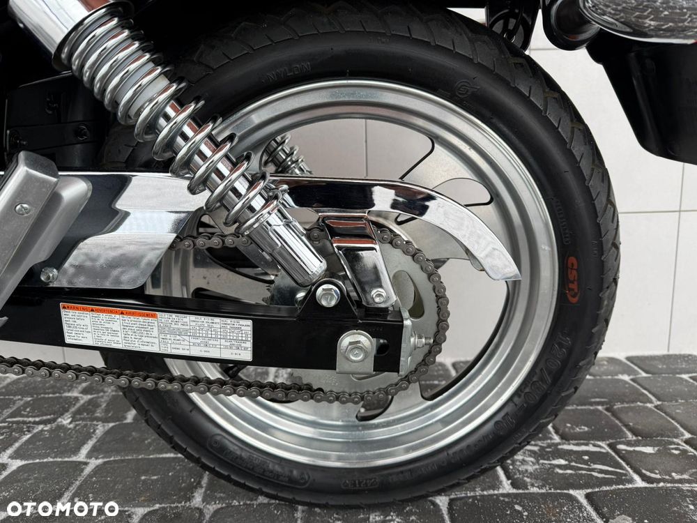 Suzuki Marauder - 28