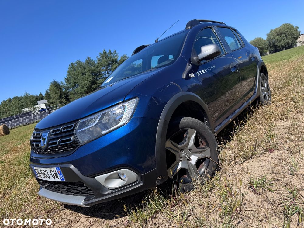 Dacia Sandero Stepway TCe 90 (S&S) Celebration - 2