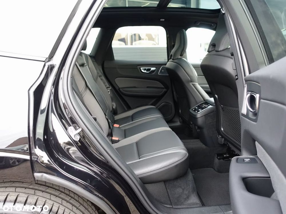 Volvo XC 60 B5 B AWD Ultra Black Edition - 20