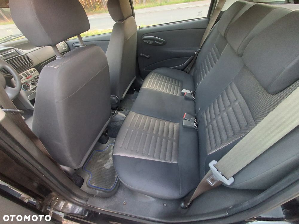 Fiat Punto 1.2 8V Classic - 13