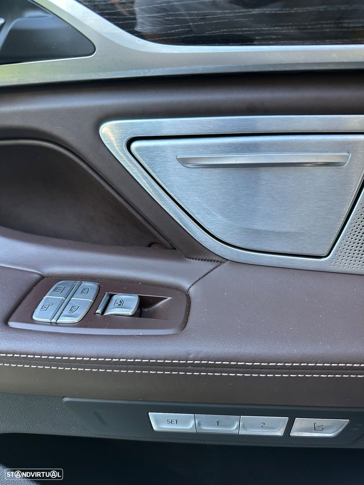 BMW 740 Ld xDrive Pack M - 17